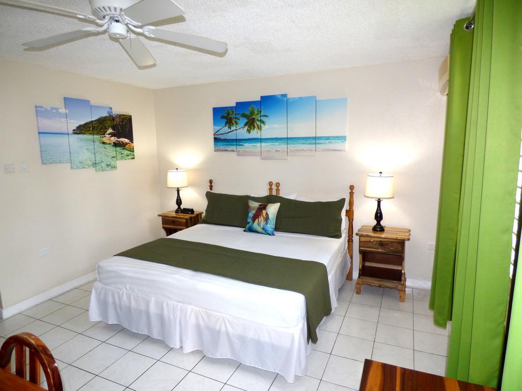 Beach Studio 6 Ocho Rios Exterior photo